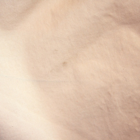 Old Navy Cotton Cuff Shorts - Picture 3 of 3